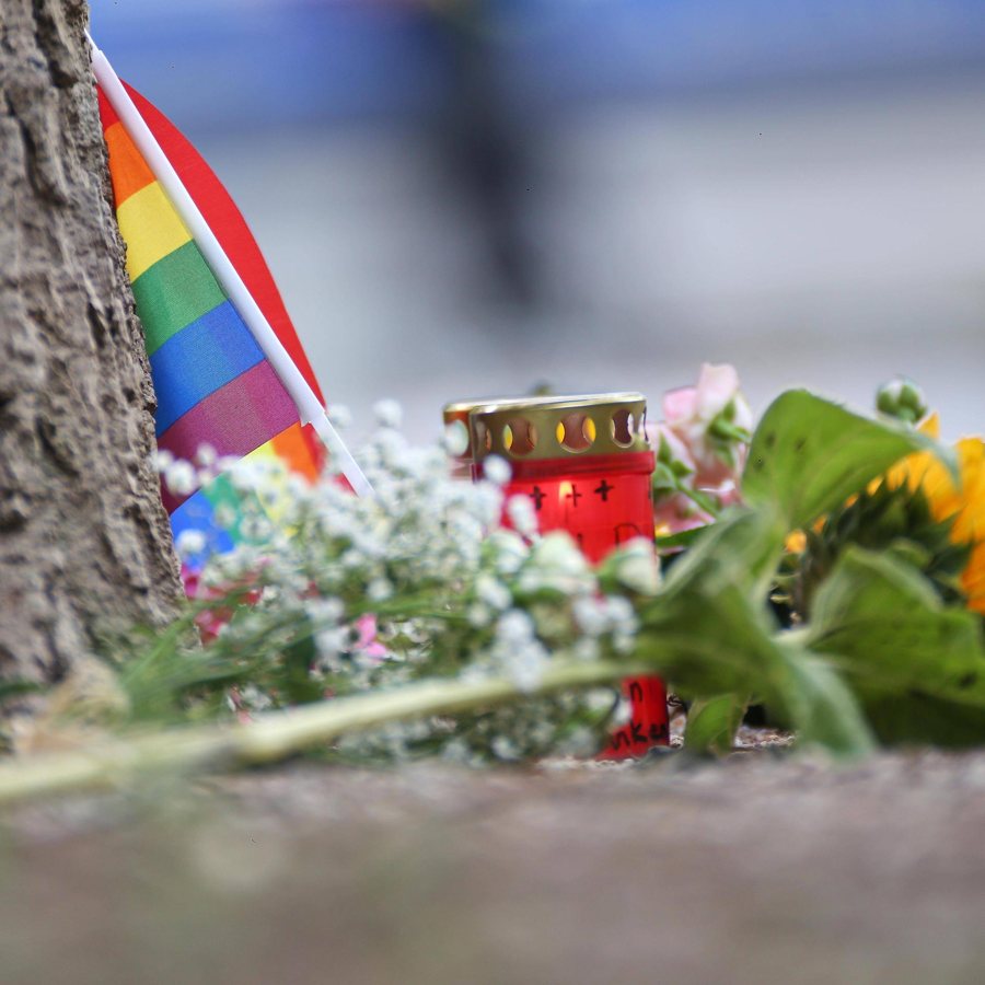 Tödlicher Angriff beim CSD in Berlin: Verdächtiger nach Polizeischüssen gestorben