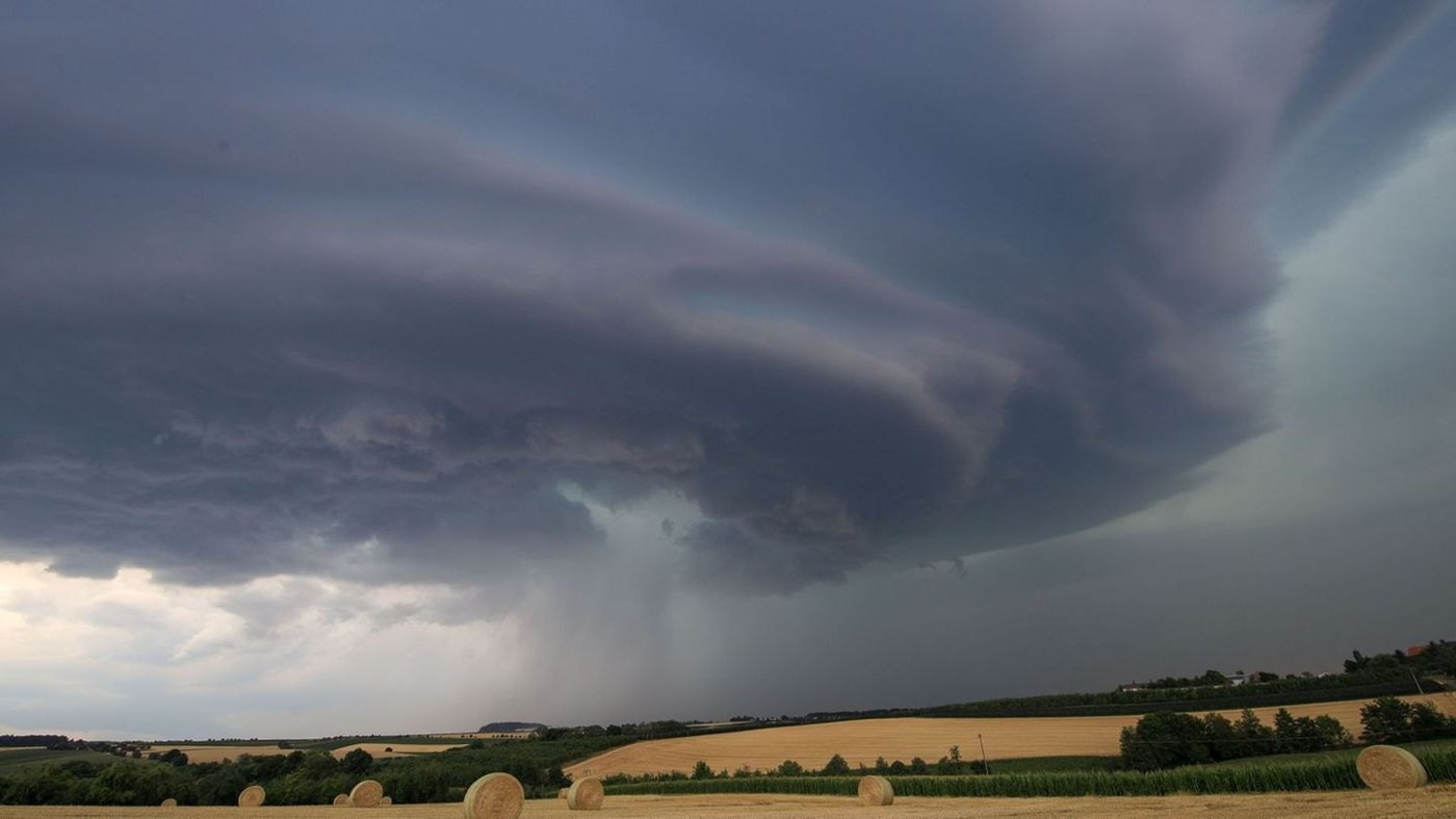 Unbeständiges Sommerwetter in Baden-Württemberg: Sonne, Regen und Gewitter am Sonntag