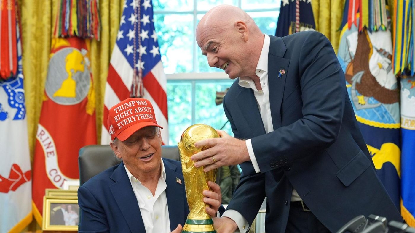 Trump bestätigt Einflussnahme auf FIFA-Chef Infantino wegen Roter Karte
