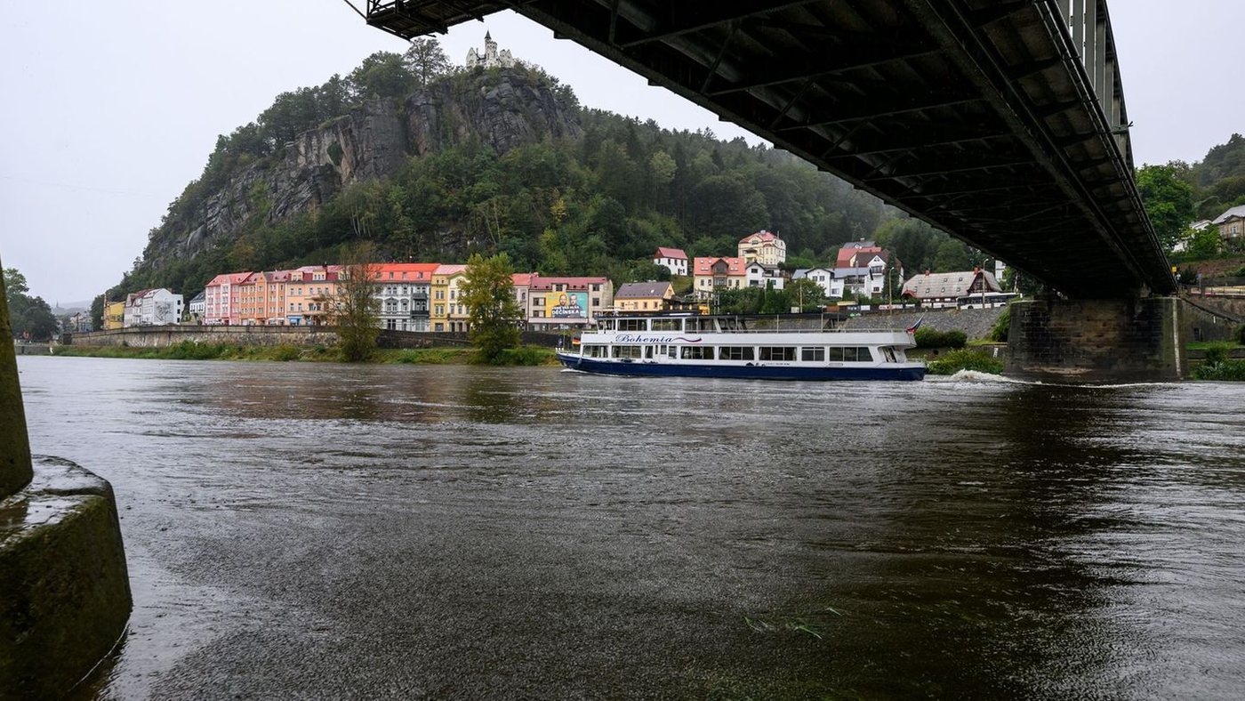 Sachsen überprüft ablehnende Haltung zur umstrittenen Elbe-Staustufe bei Decín